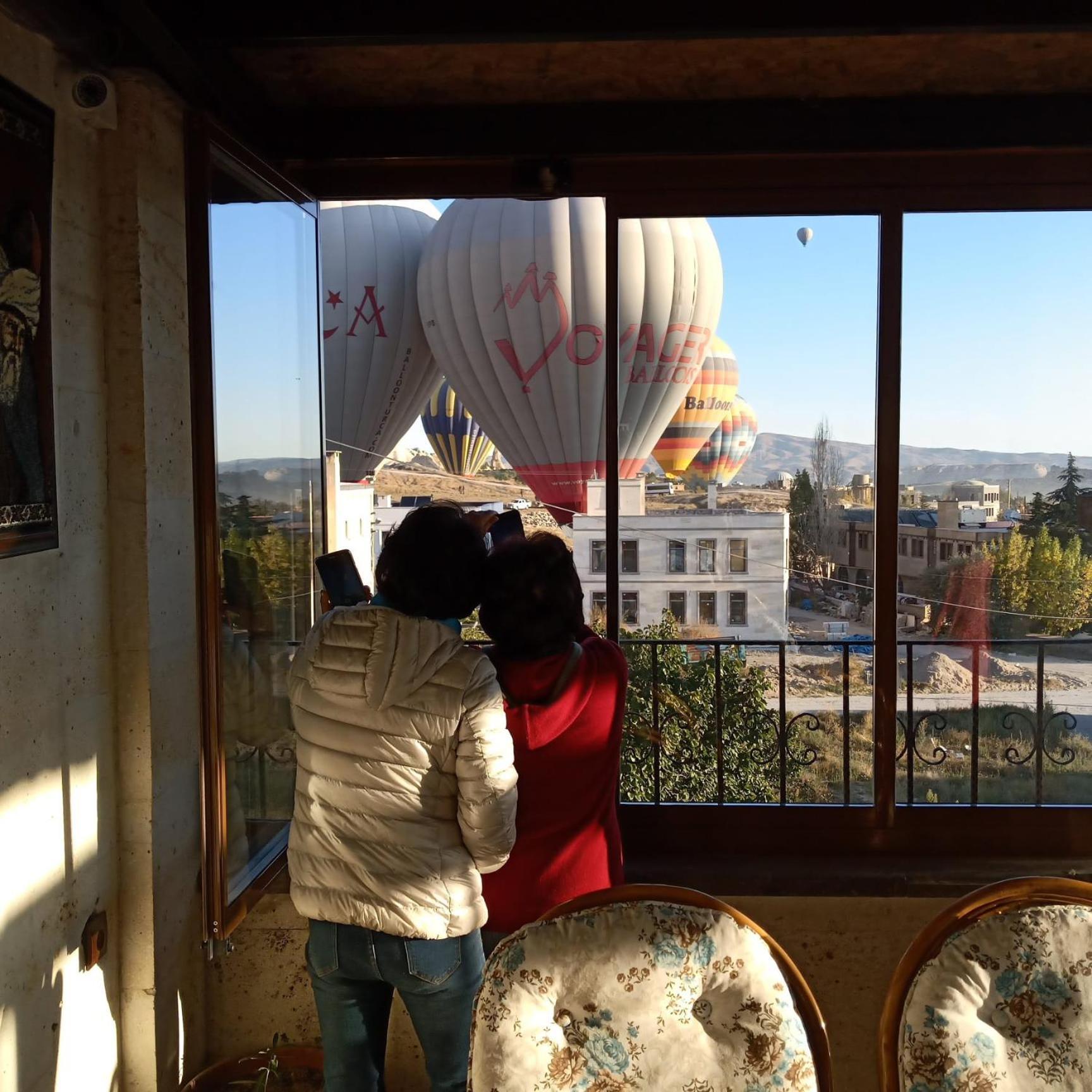 ซันไรส์ วิว โฮเต็ล Hotel เกอเรเม ภายนอก รูปภาพ