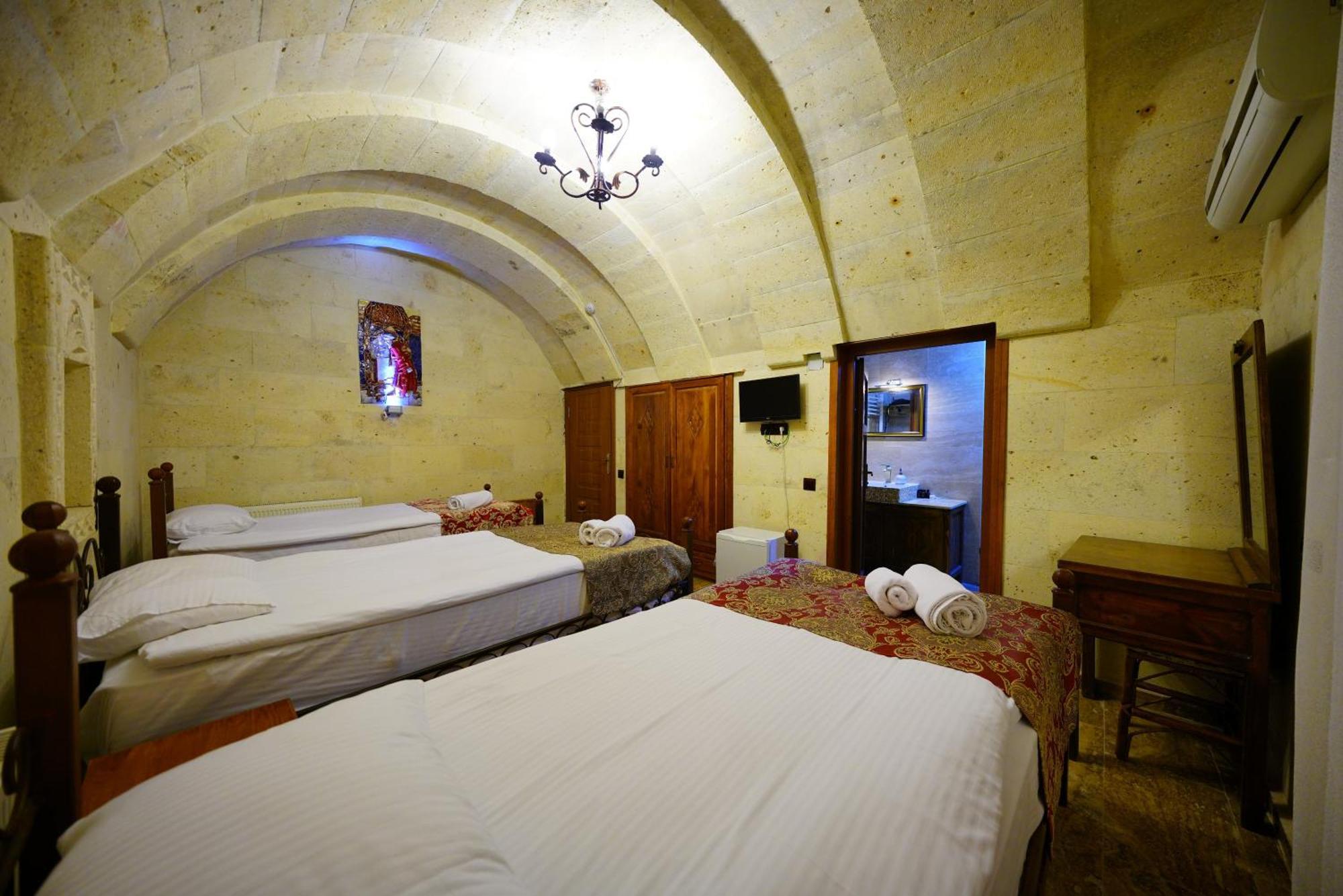 ซันไรส์ วิว โฮเต็ล Hotel เกอเรเม ห้อง รูปภาพ