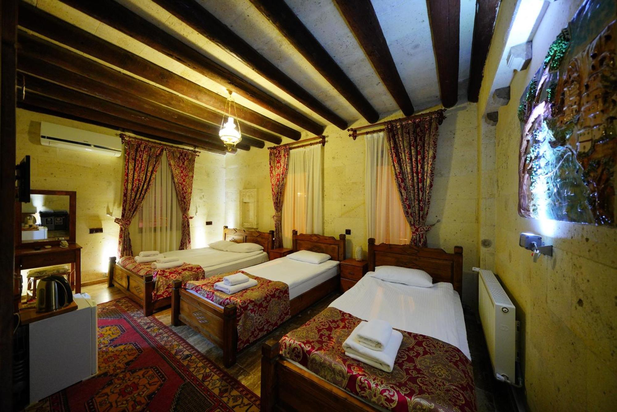 ซันไรส์ วิว โฮเต็ล Hotel เกอเรเม ห้อง รูปภาพ