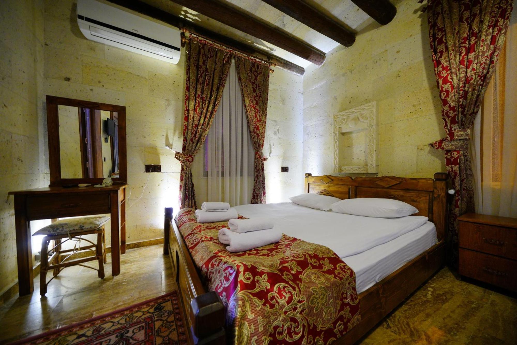 ซันไรส์ วิว โฮเต็ล Hotel เกอเรเม ห้อง รูปภาพ