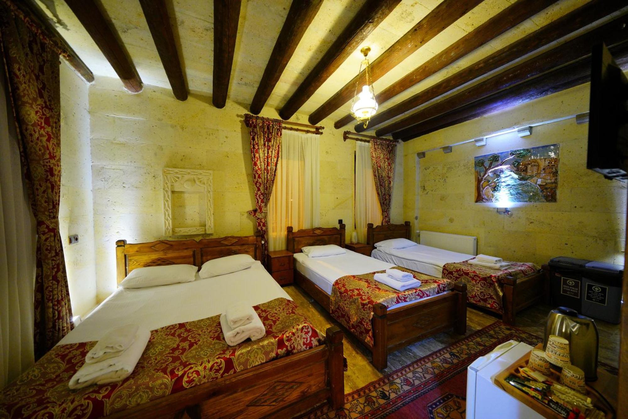 ซันไรส์ วิว โฮเต็ล Hotel เกอเรเม ห้อง รูปภาพ