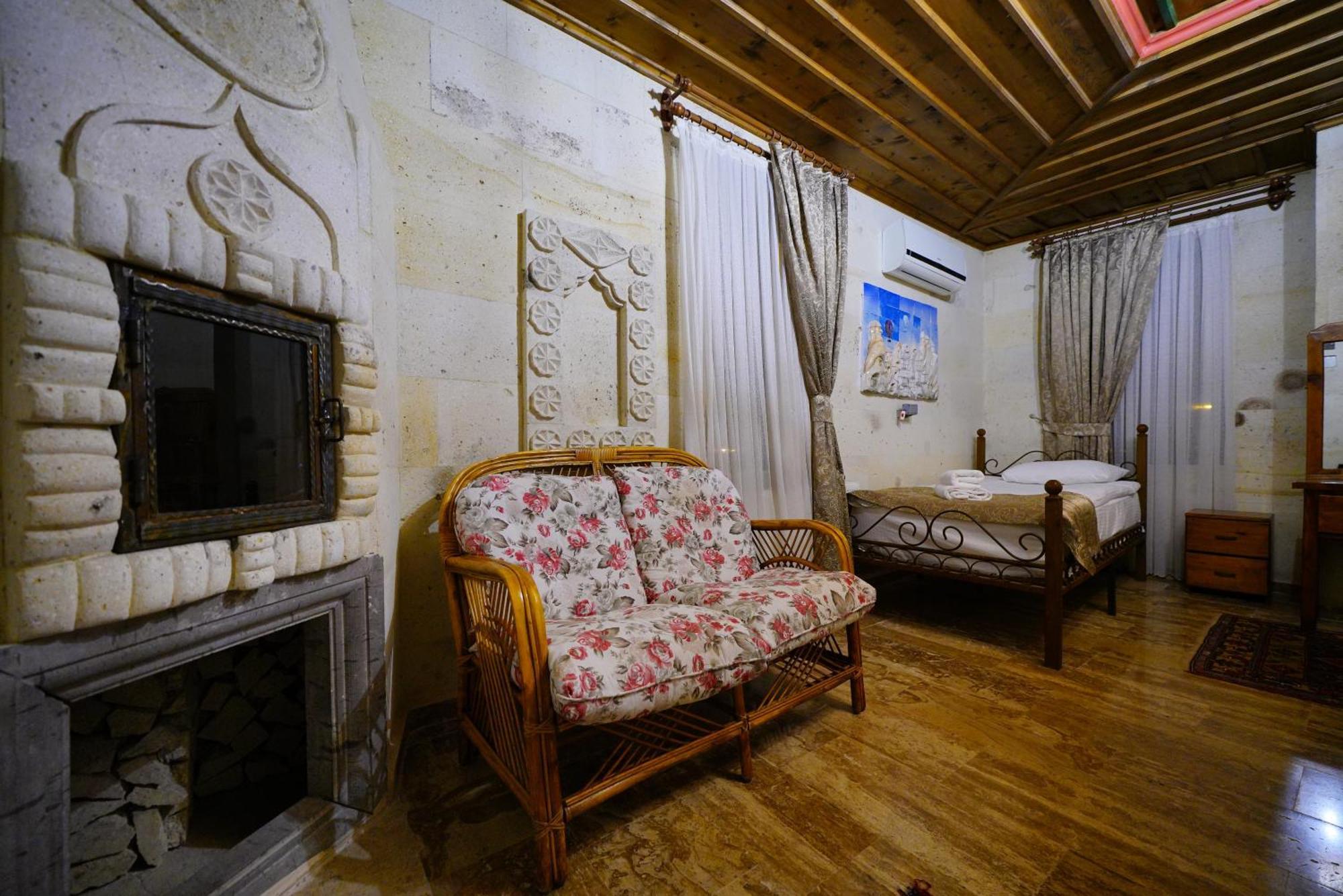 ซันไรส์ วิว โฮเต็ล Hotel เกอเรเม ห้อง รูปภาพ